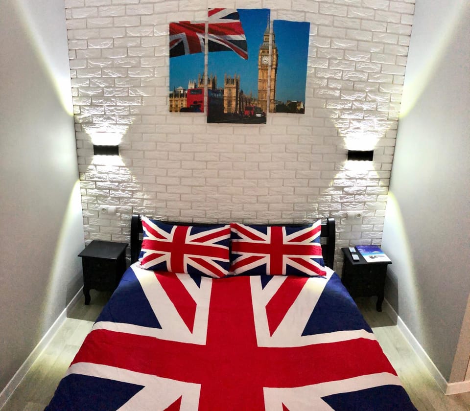 Apartment Studio LONDON 92 Apartment in Ukraine