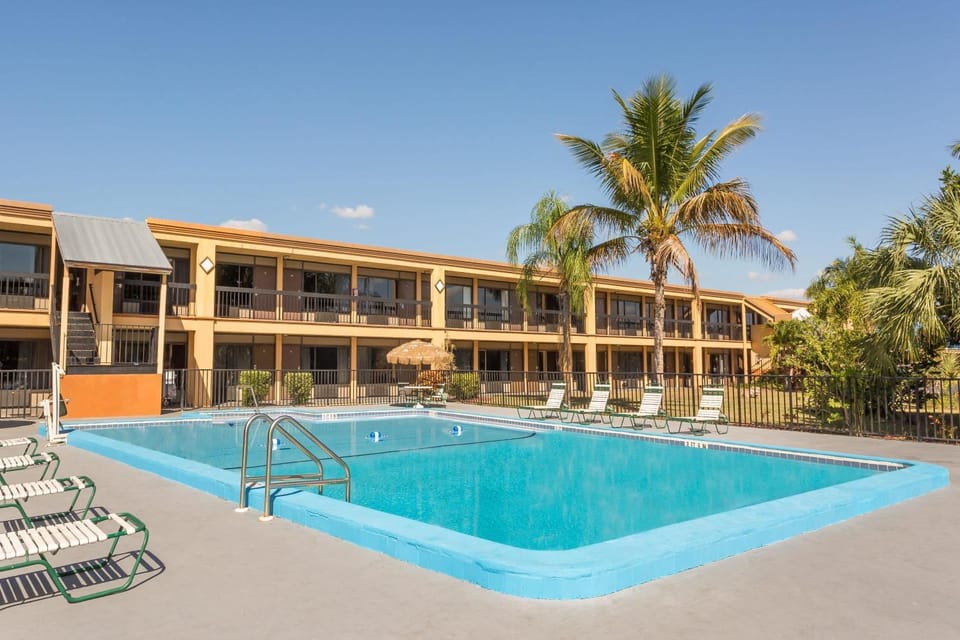 Pool view