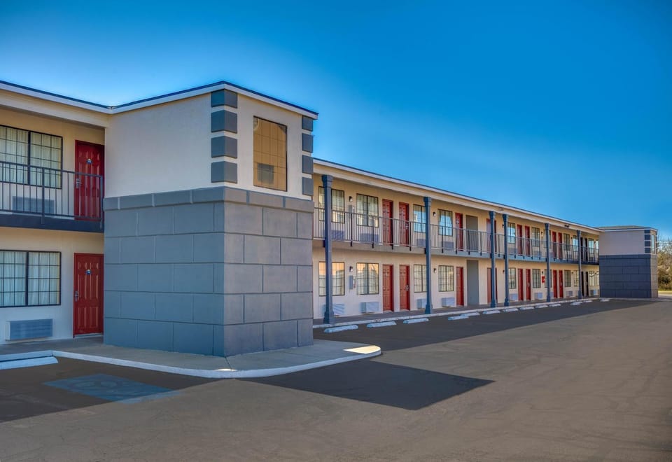 Property building, Street view