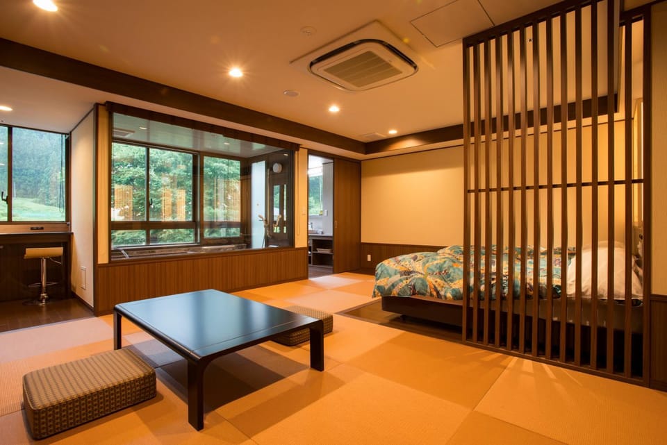 Bed, Photo of the whole room