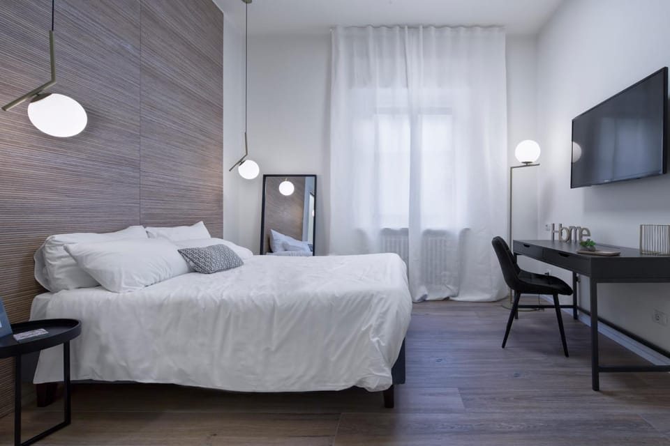 Suite Vogue Espresso Apartment in Lombardy