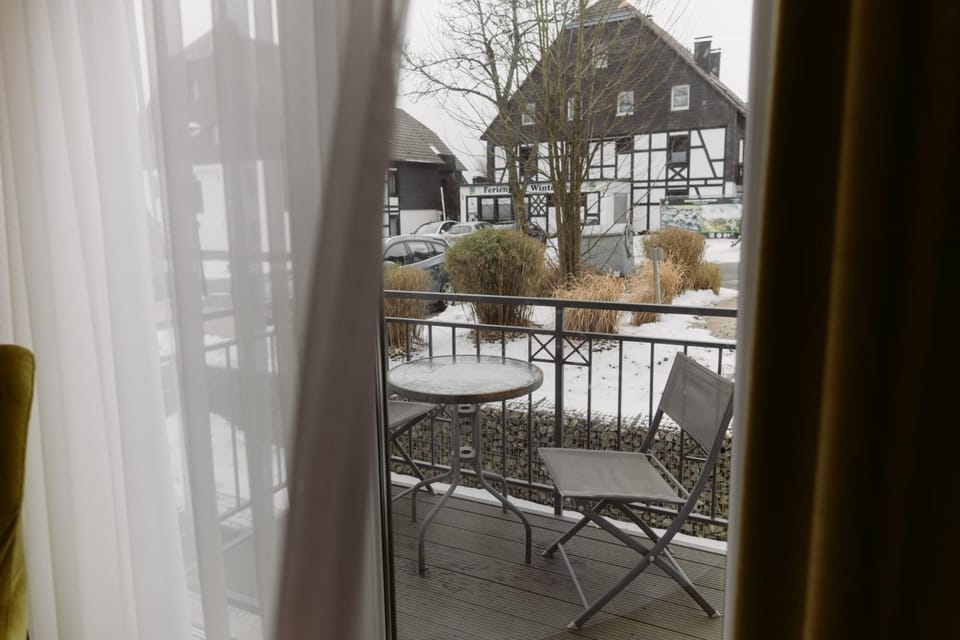 View (from property/room), Balcony/Terrace