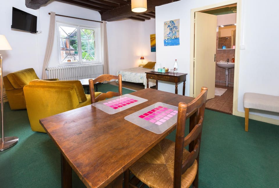 Auberge du Manoir d'Archelles Bed and Breakfast in Normandy