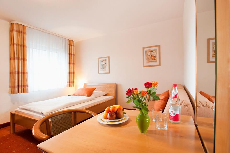 Hotel Käferstein garni Hotel in Fürth