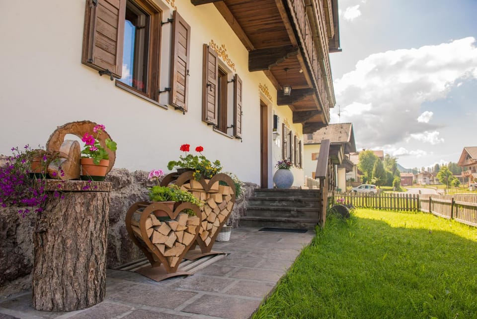 Landhaus Summerer Bed and Breakfast in Sexten