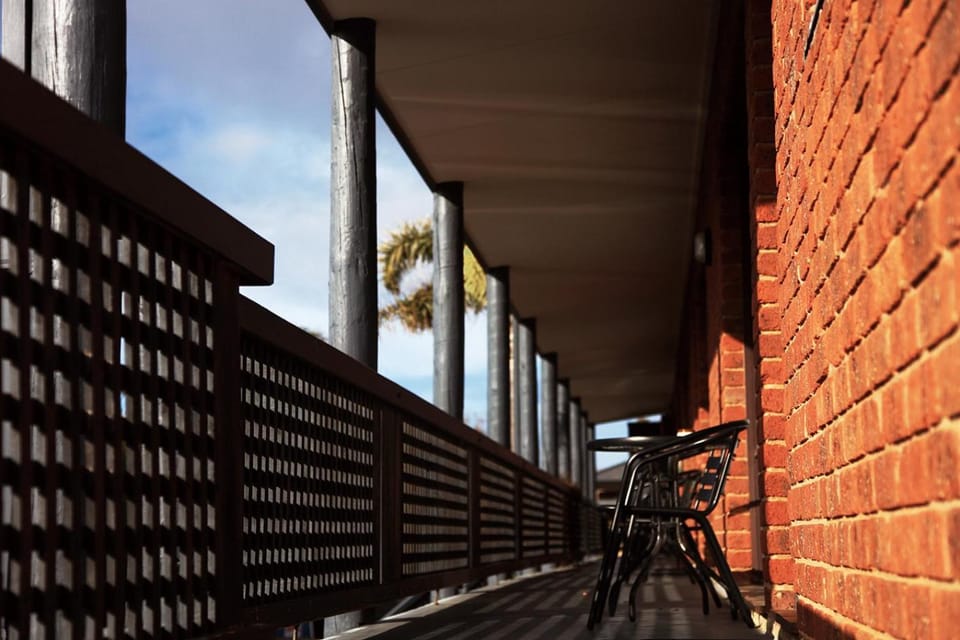 Property building, Balcony/Terrace, Balcony/Terrace