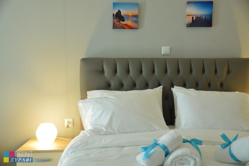 TV and multimedia, Photo of the whole room, Bedroom