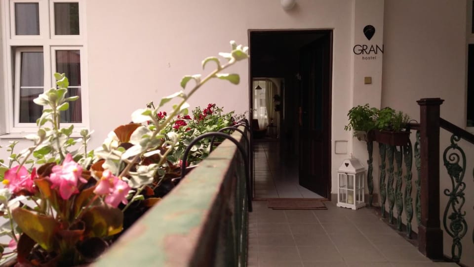Property building, Facade/entrance