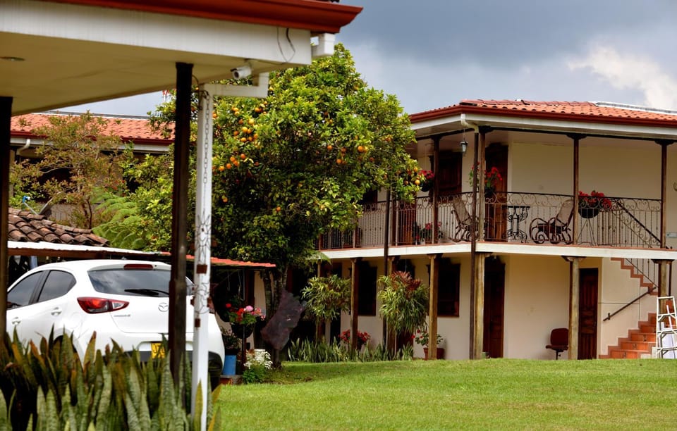 Hostal Origen Colonial Hostel in Salento
