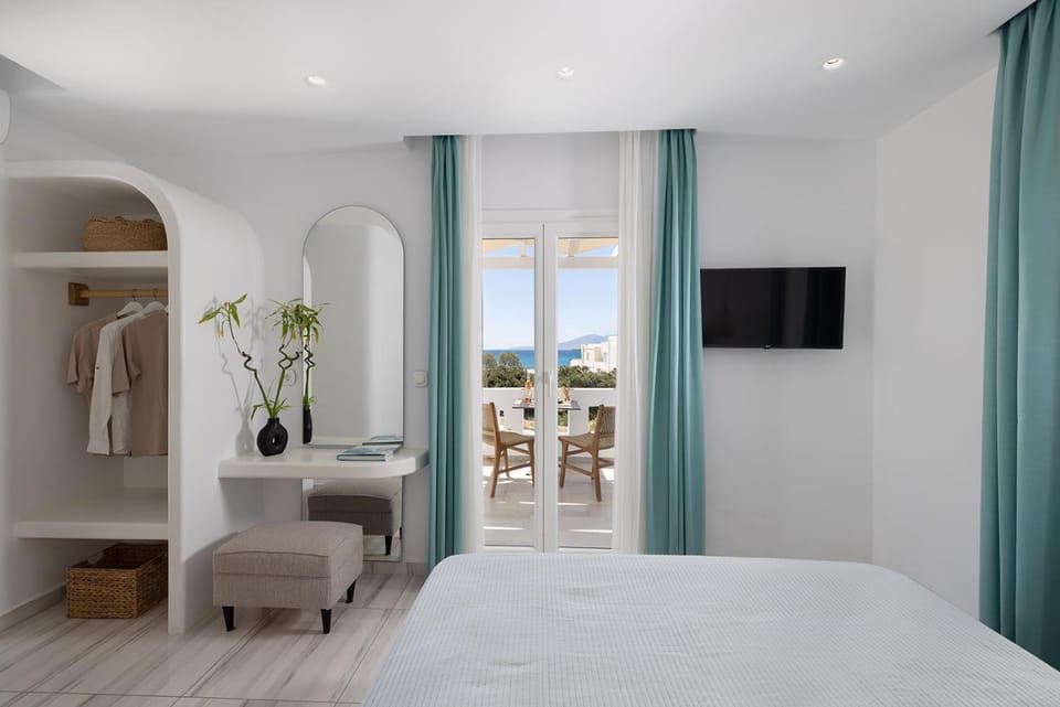 Iades Studios & Apartments Apartment in Naxos, Naxos and Lesser Cyclades, Greece