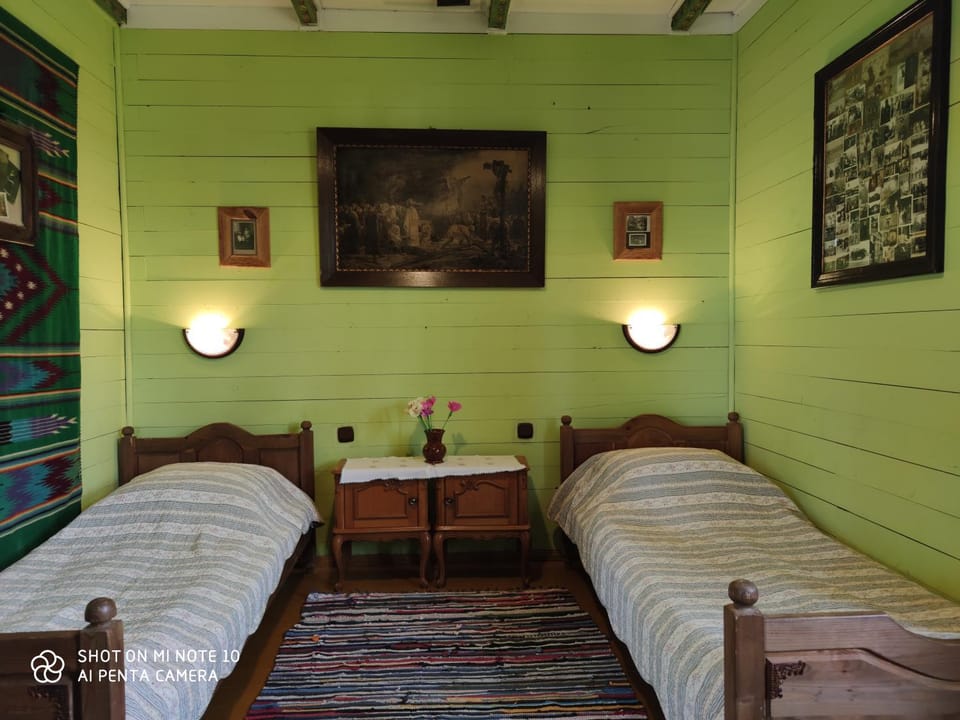 Kiermusy Dworek nad Łąkami Bed and Breakfast in Poland