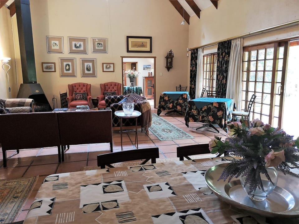 Communal lounge/ TV room, Lounge or bar
