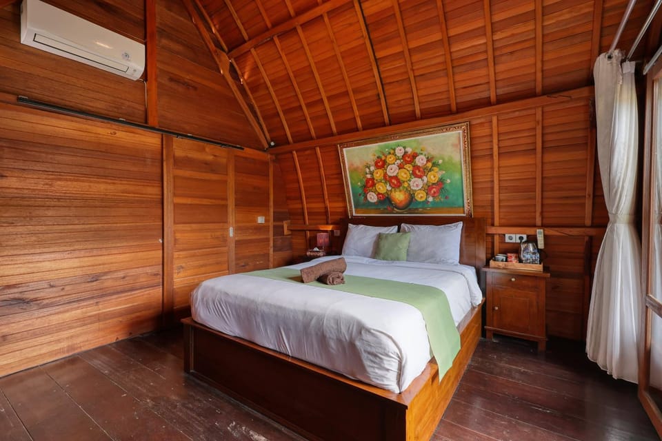 Bed, Photo of the whole room, Bedroom, air conditioner