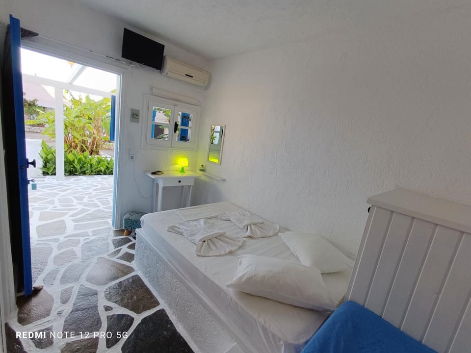 Spasmata Village - Budget studios Near Sea, Quiet Area Only Adults Apartment in Cephalonia