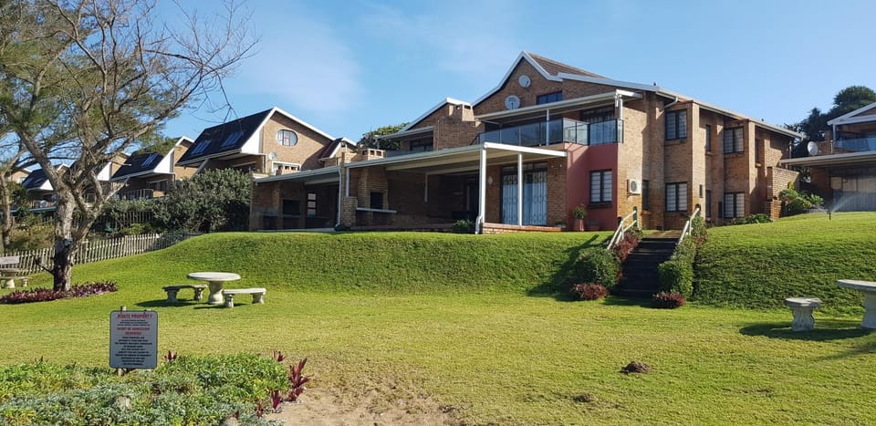 Patio, Facade/entrance, Garden, Balcony/Terrace, On site, Area and facilities