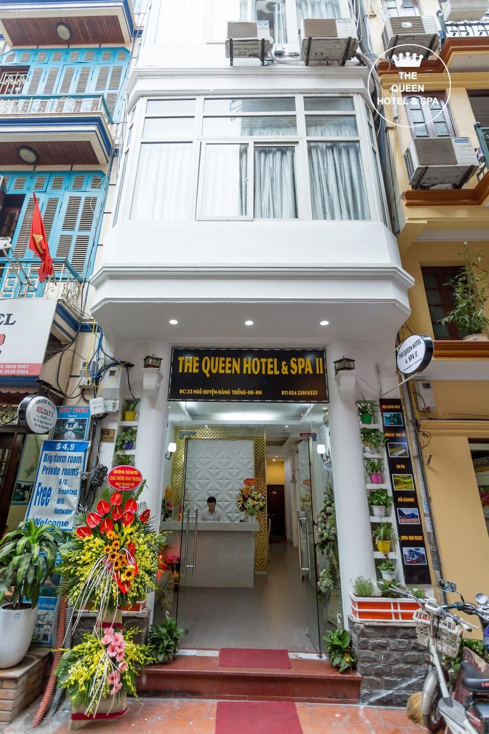 Property building, Facade/entrance, Day, Street view
