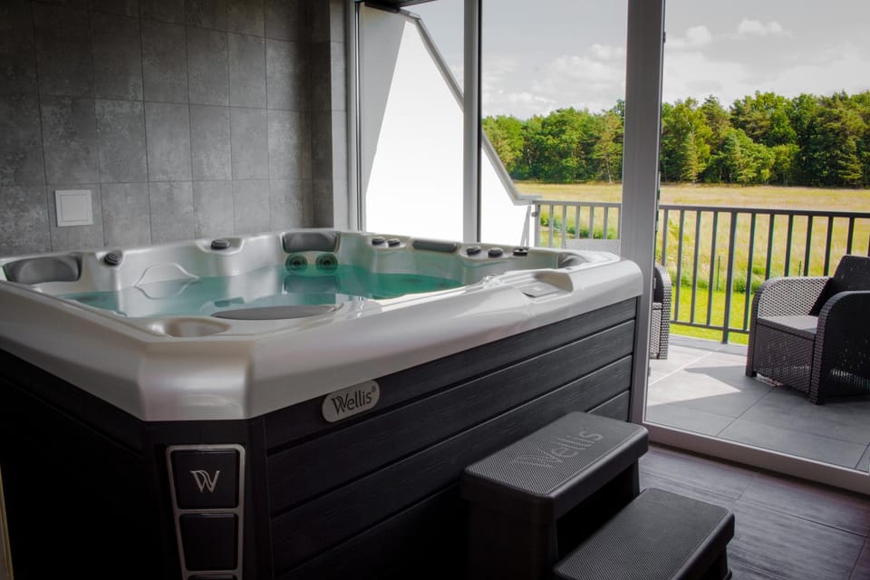 Hot Tub, Balcony/Terrace