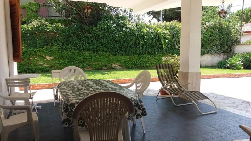 Appartamento in villa a Fontane Bianche Apartment in Fontane Bianche