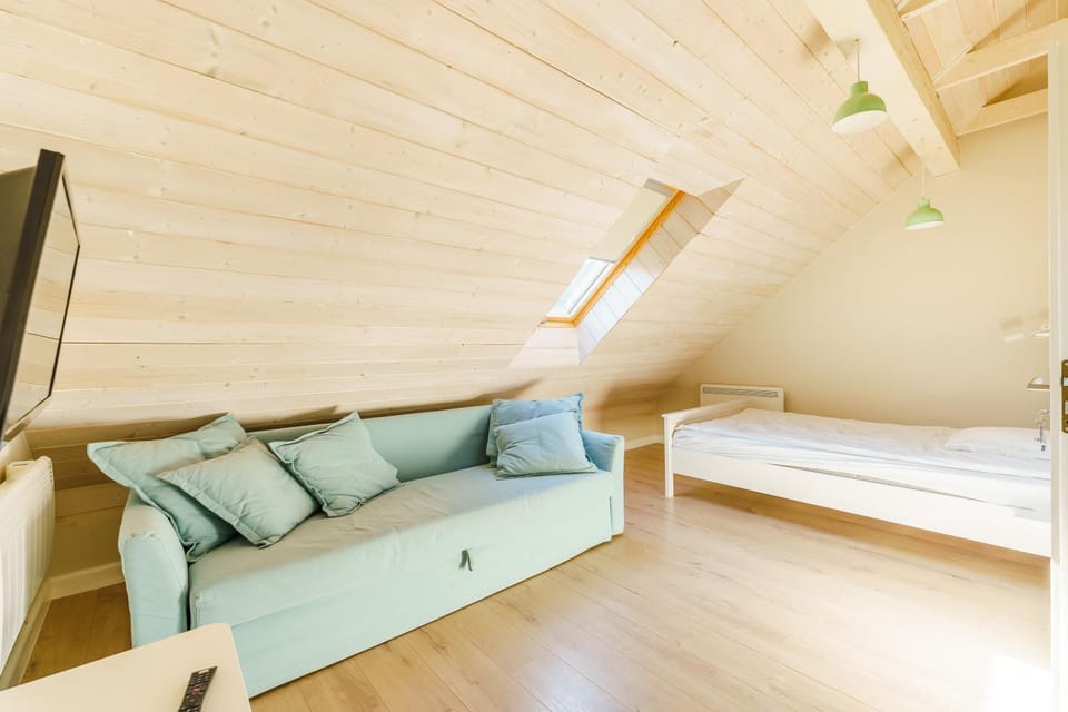 TV and multimedia, Photo of the whole room