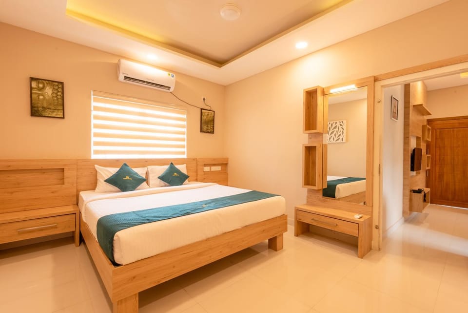 Bed, Bedroom, wardrobe, air conditioner