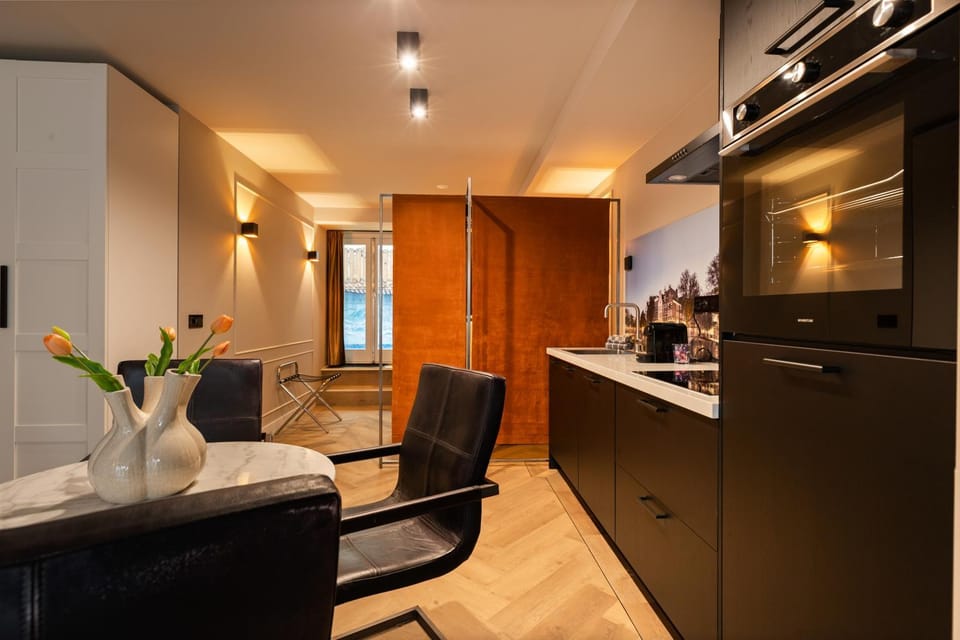Midtown Hotel Royal Room Apartment hotel in Amsterdam