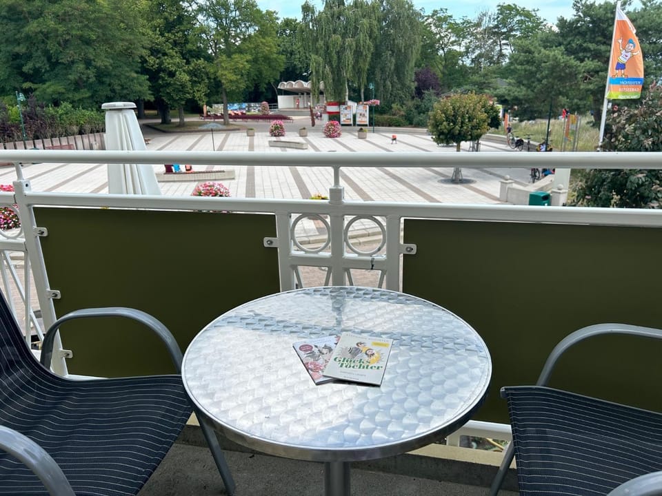 View (from property/room), Balcony/Terrace
