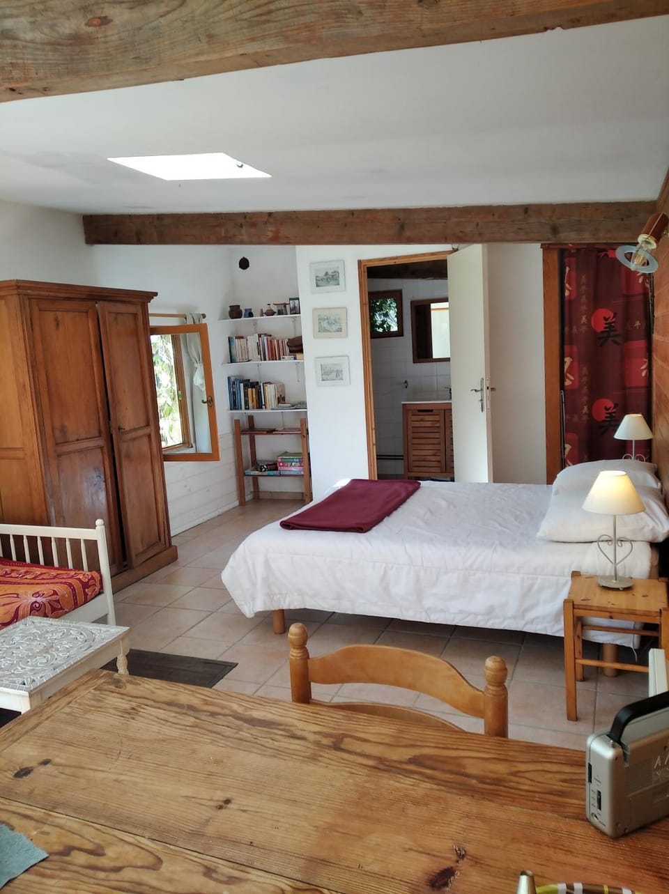 Photo of the whole room