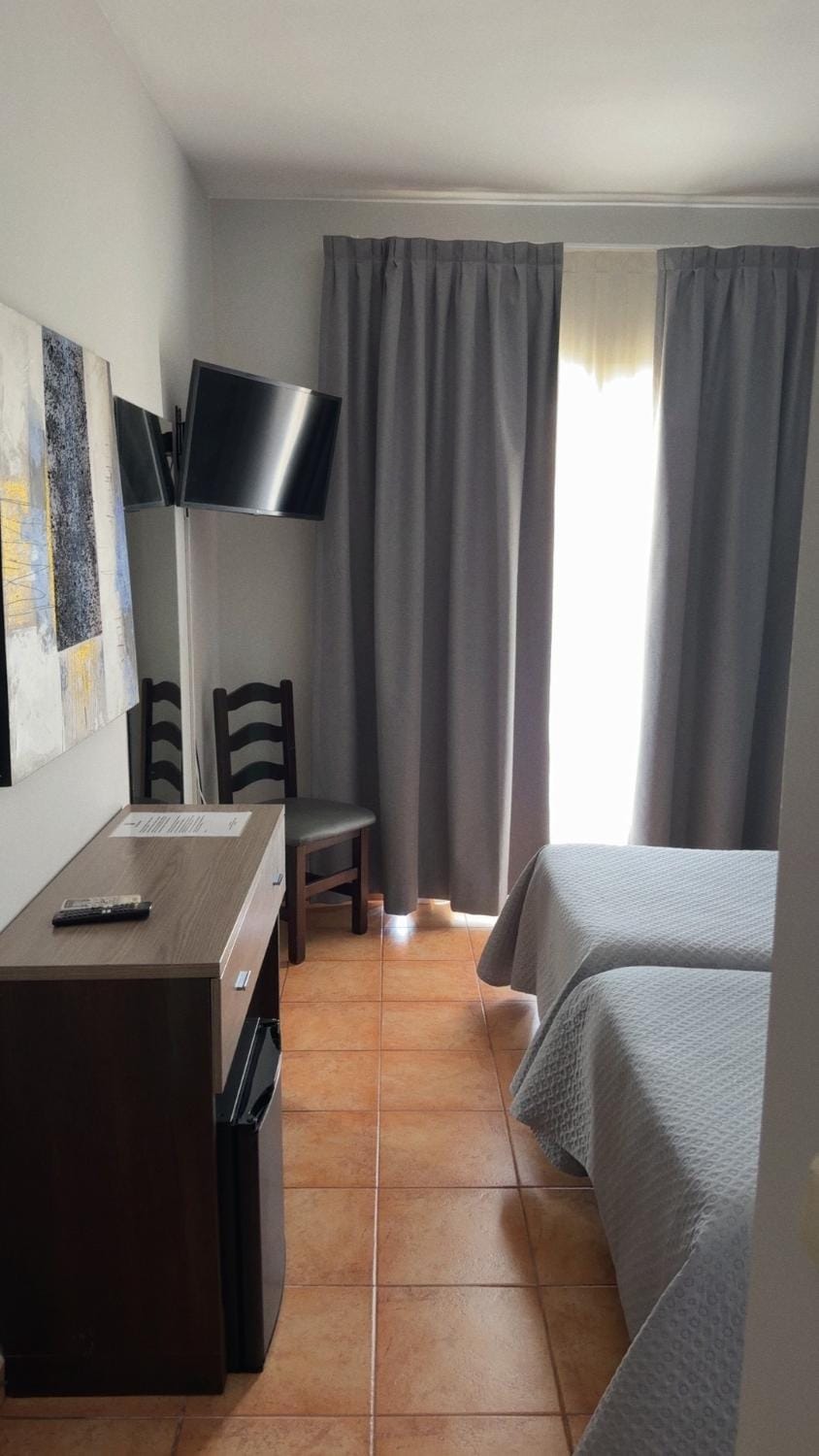 Hostal La Colonia Bed and Breakfast in San Pedro de Alcántara