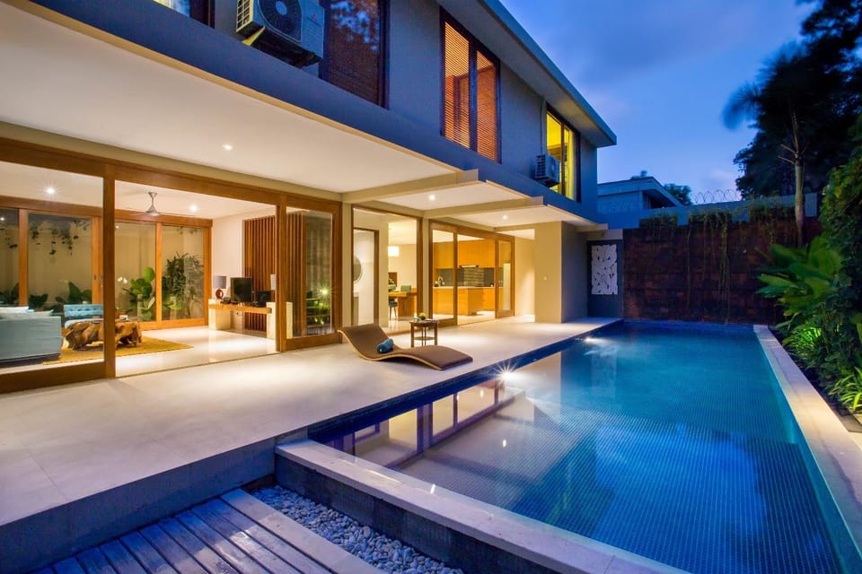 Pool view, Swimming pool