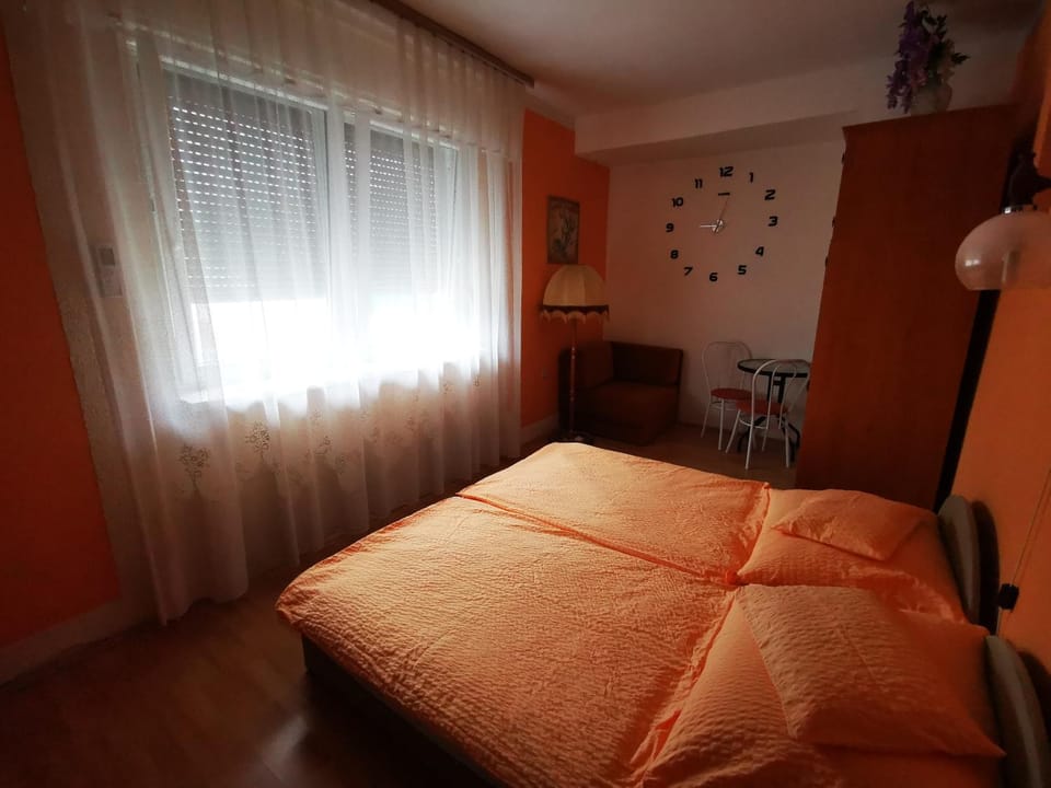 Paksy Apartman Apartment in Hungary