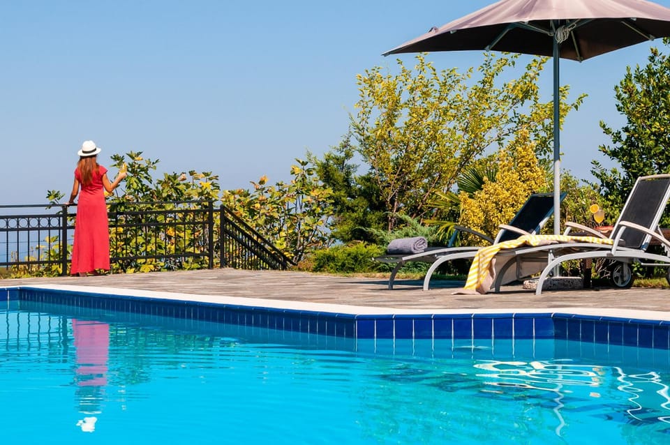 On site, Area and facilities, Swimming pool, Swimming pool