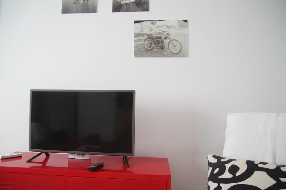 Communal lounge/ TV room, Living room, Decorative detail