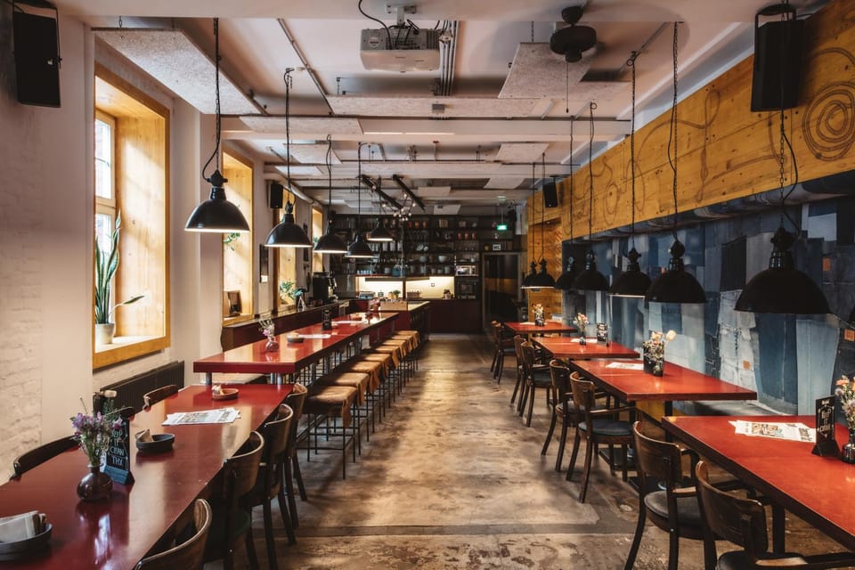 Seating area, Dining area