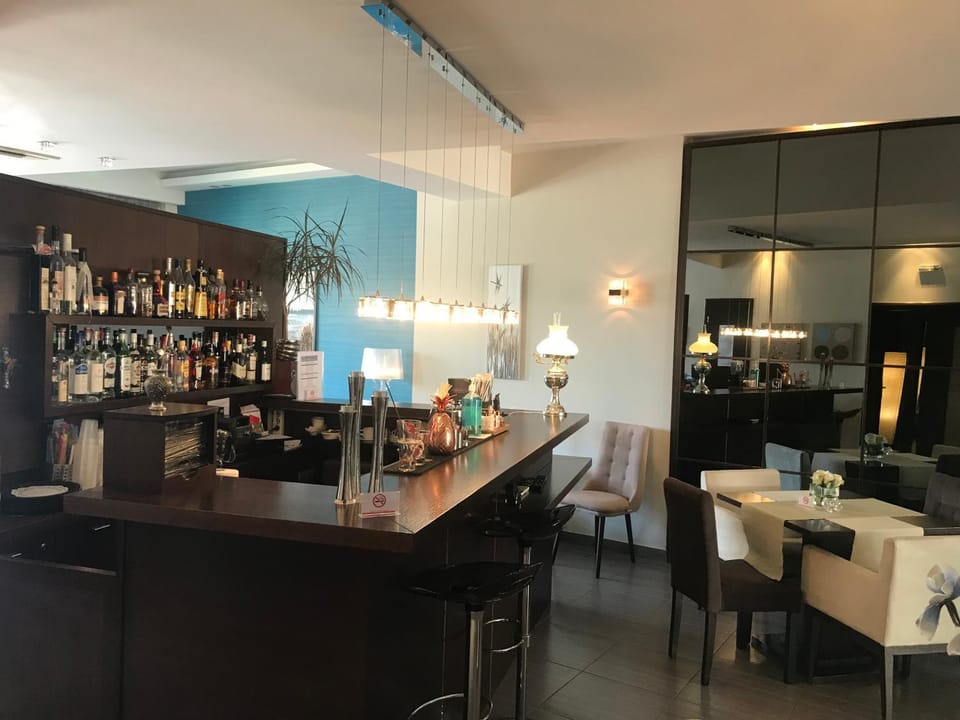Lounge or bar