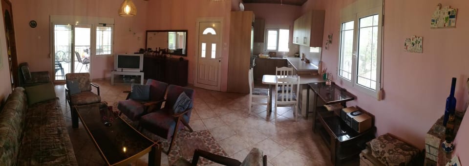 Kavouri 2 House in Halkidiki