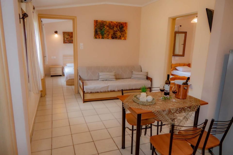 Small Paradise House in Halkidiki