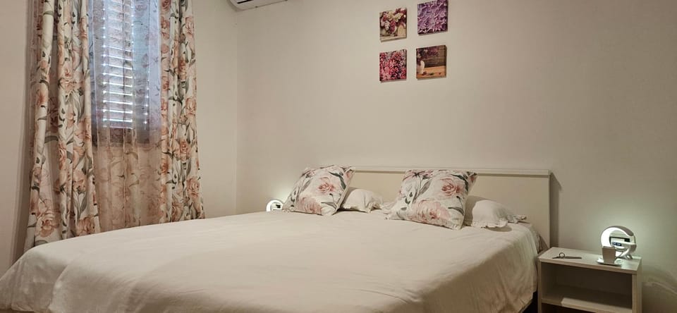 Room Kris with private entrance & private bathroom Bed and Breakfast in Istria County