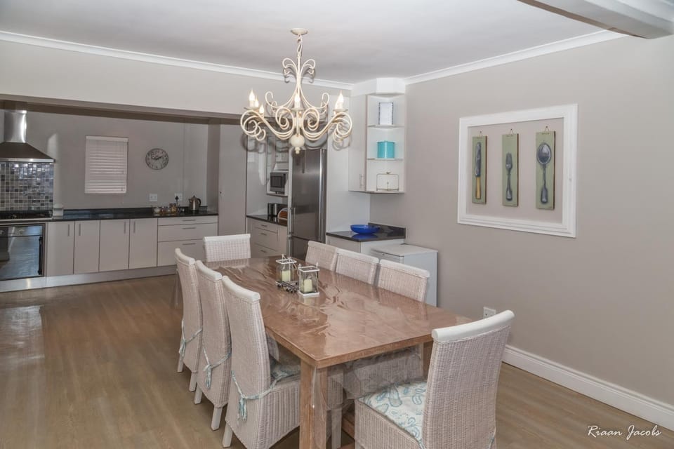 Ons C-Huis - Gansbaai Seafront Accommodation, back-up power House in Western Cape
