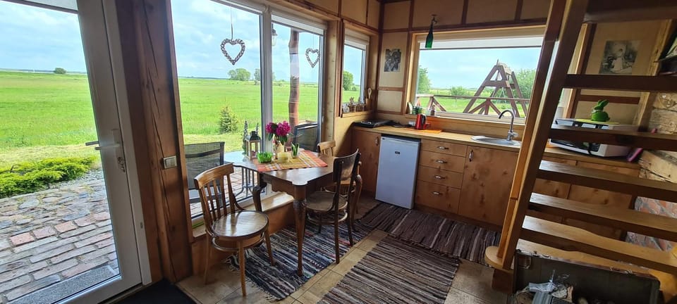 View (from property/room), Kitchen or kitchenette