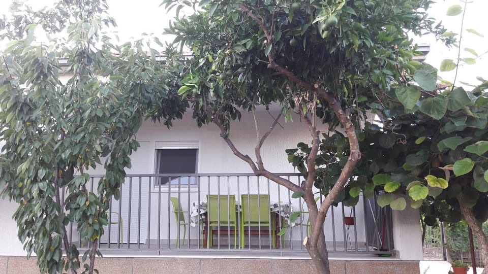 Property building, Balcony/Terrace