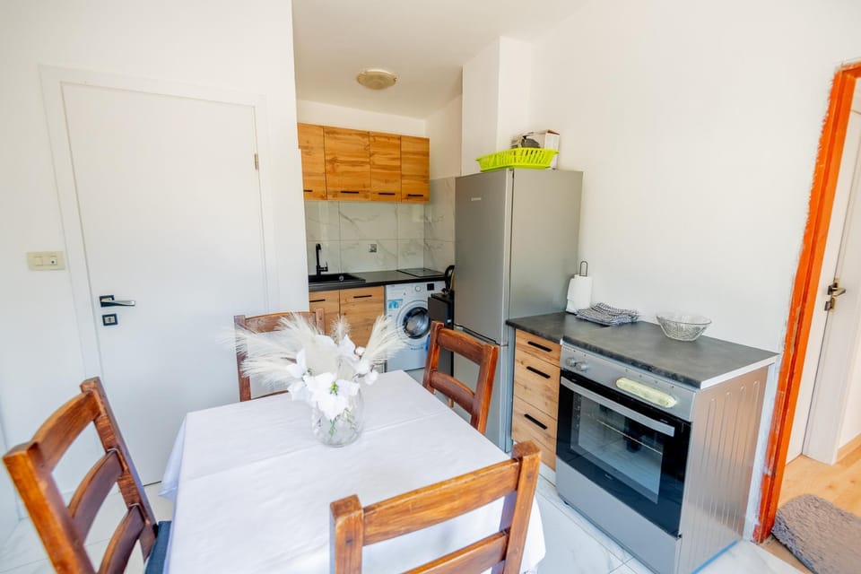 Haus Rita private Pool 4 person 2badroom Apartment in Istria County