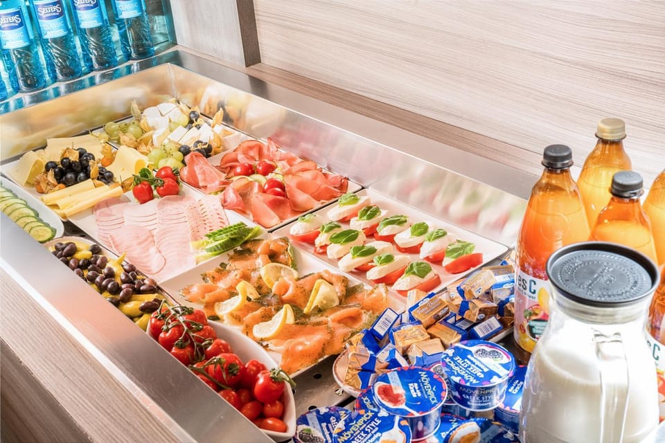 Buffet breakfast