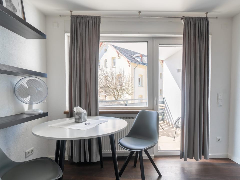 Balcony/Terrace, Dining area
