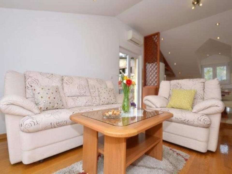 Living room, air conditioner