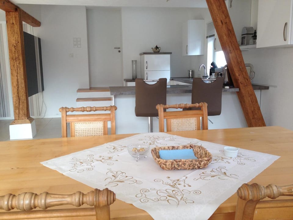 Kitchen or kitchenette, Living room, Dining area