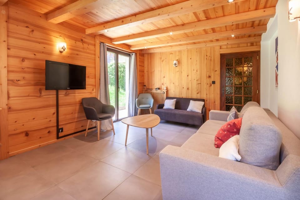 Communal lounge/ TV room, Living room, Lounge or bar