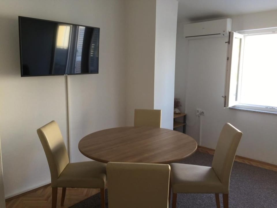 Petros Apartments Pag Apartment in Zadar County