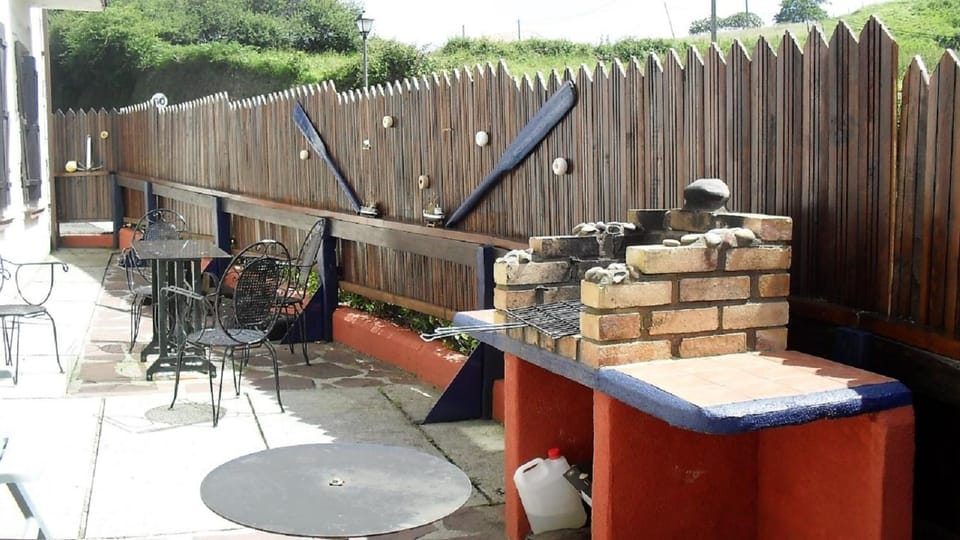 BBQ facilities, Balcony/Terrace, Communal kitchen