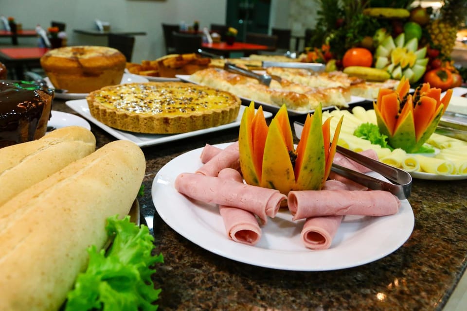 Restaurant/places to eat, Food and drinks, Breakfast, Buffet breakfast