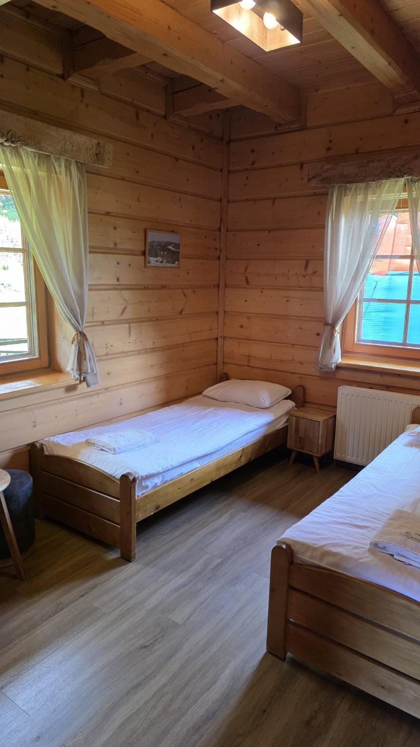 Property building, Bed, Photo of the whole room, Bedroom